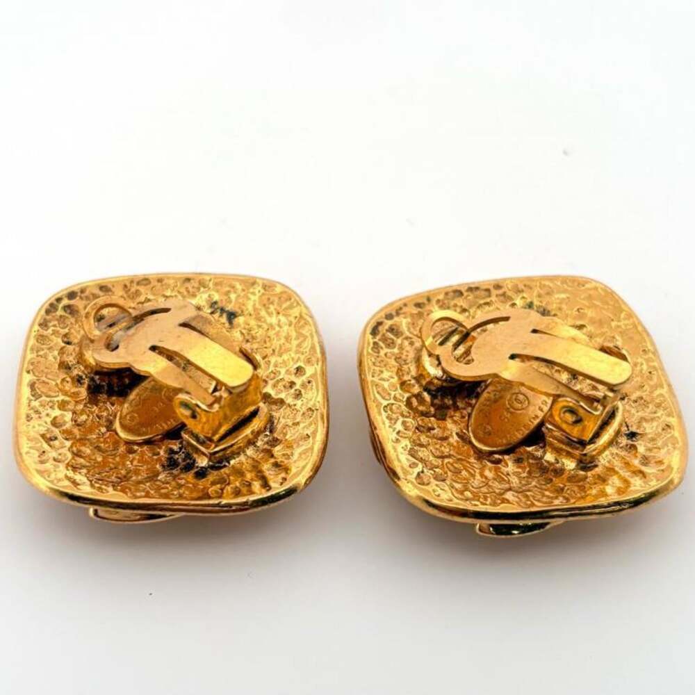 Chanel Cc Logo Clip-On Earrings Metal #247072C61B - Picture 3 of 5